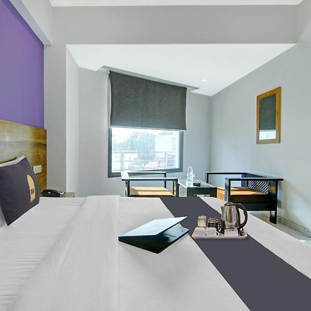 Super Townhouse Geetanjali Inn Gurgaon Extérieur photo