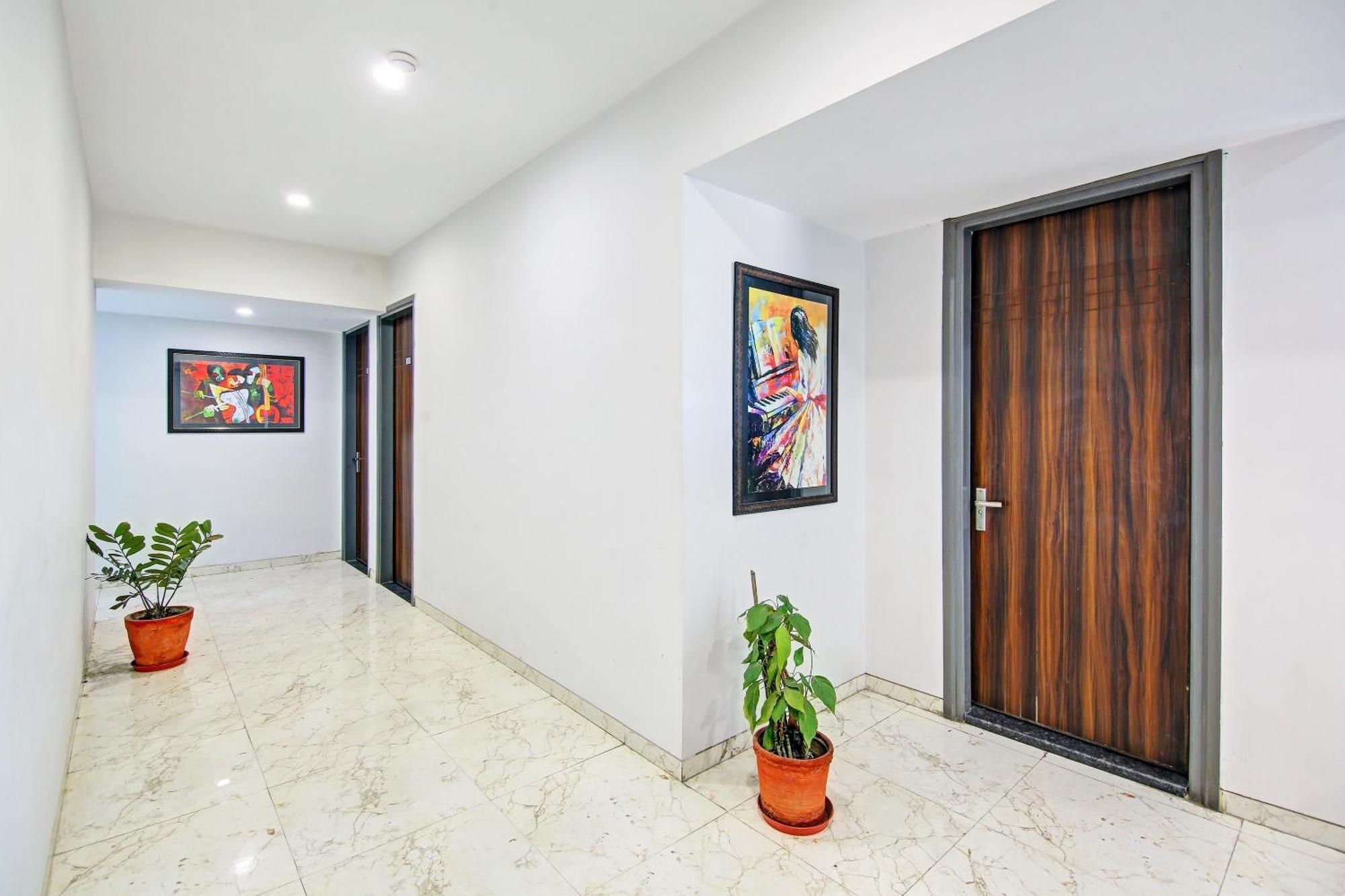 Super Townhouse Geetanjali Inn Gurgaon Extérieur photo