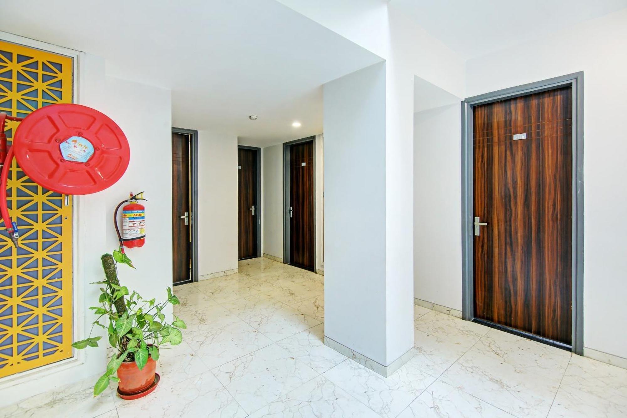 Super Townhouse Geetanjali Inn Gurgaon Extérieur photo